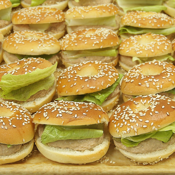 Minis bagel thon (30 pcs) – Image 2